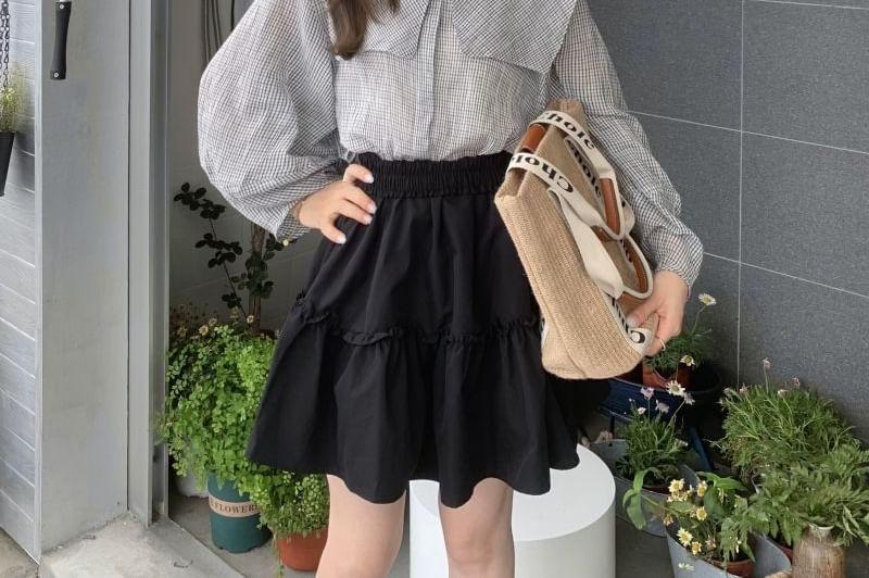 Long-Sleeve Peter Pan Collar Plaid Blouse Product Image