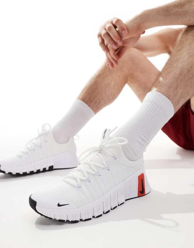 Nike Training Free Metcon 6 sneakers in white Product Image