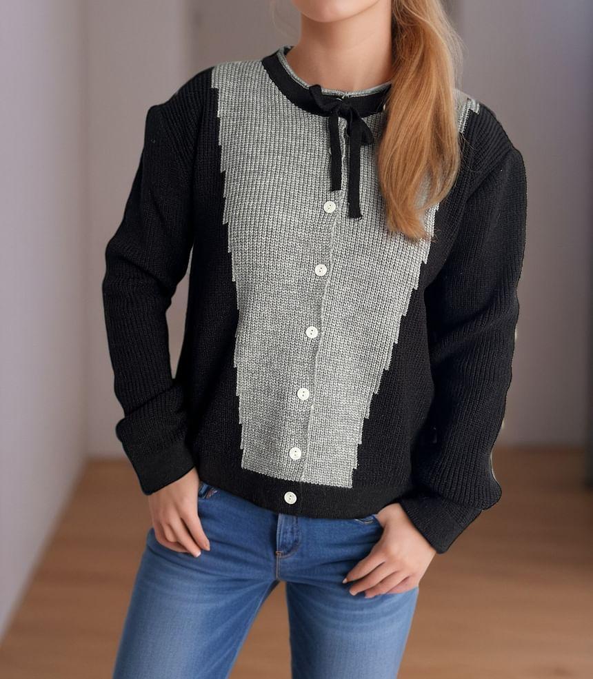 Crew Neck Two Tone Bow Cardigan Product Image