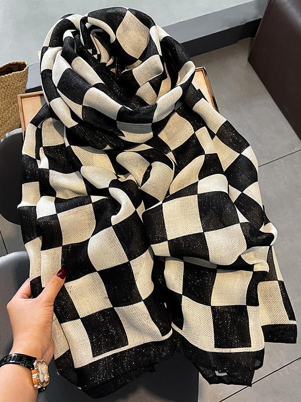 Simple Fashion Contrast Color Plaid Printed Scarf Product Image