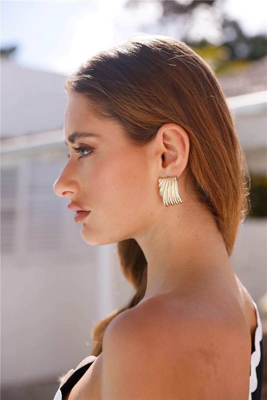 Style Waves Earrings Gold Product Image