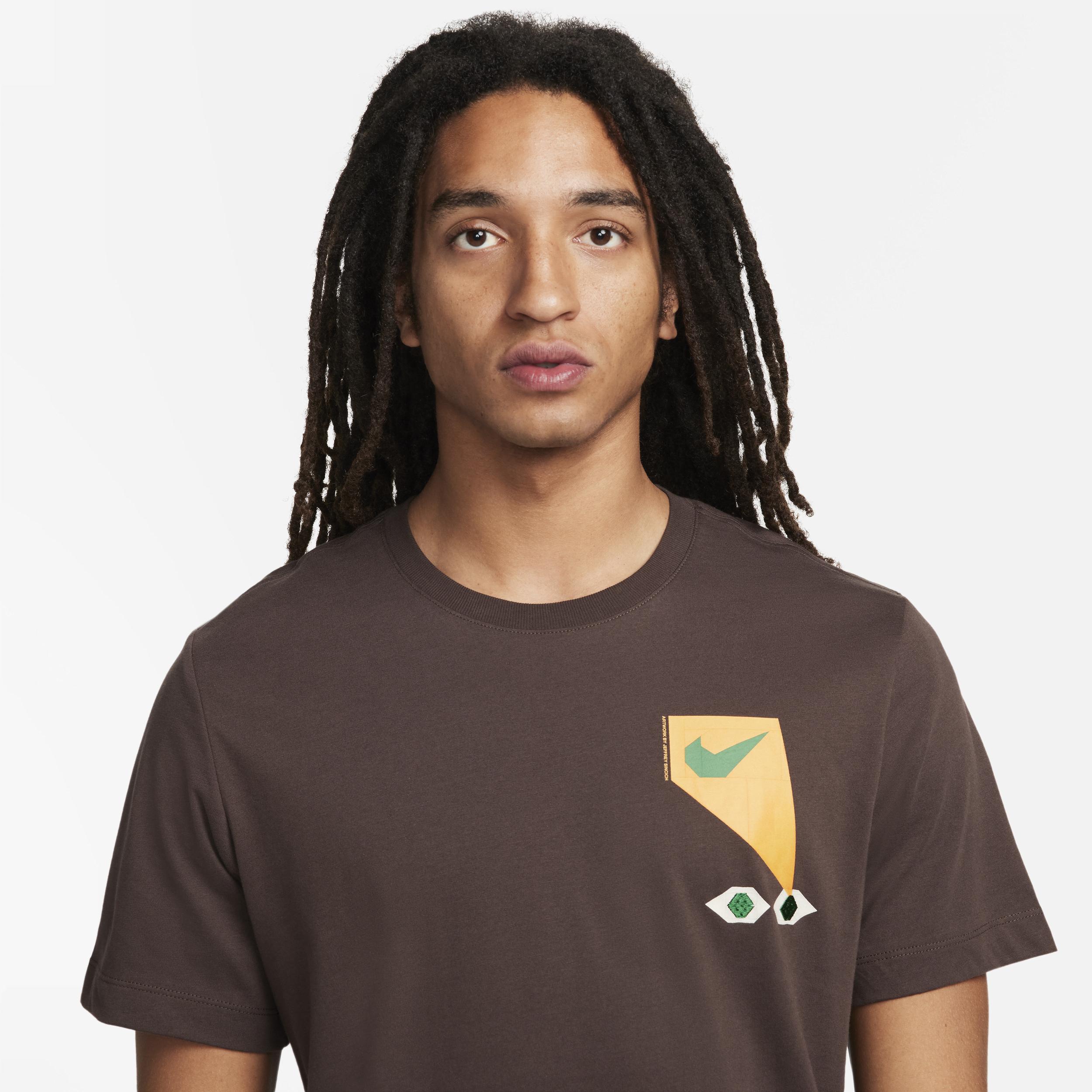 Men's Nike Sportswear T-Shirt Product Image