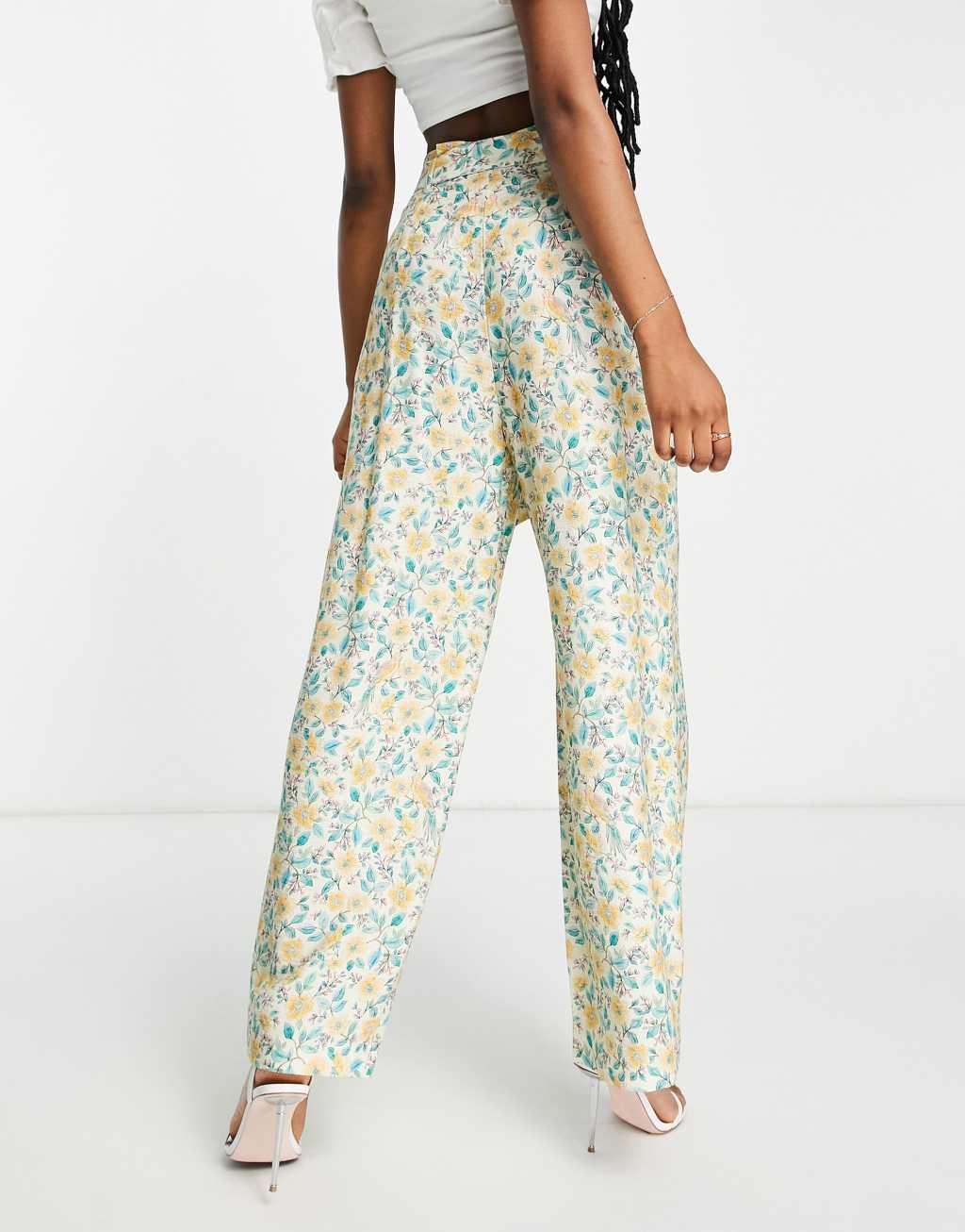 Ever New tie waist wide leg pants in yellow ditsy print - part of a set Product Image