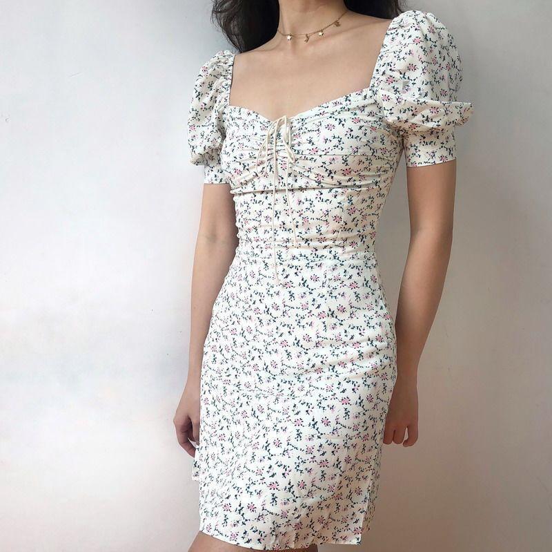 Short-Sleeve Sweetheart Neck Floral Mini Sheath Dress Product Image