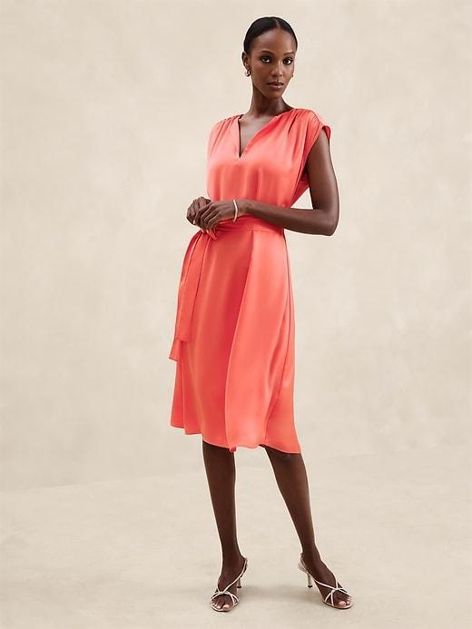 Silky Crepe Midi Dress Product Image