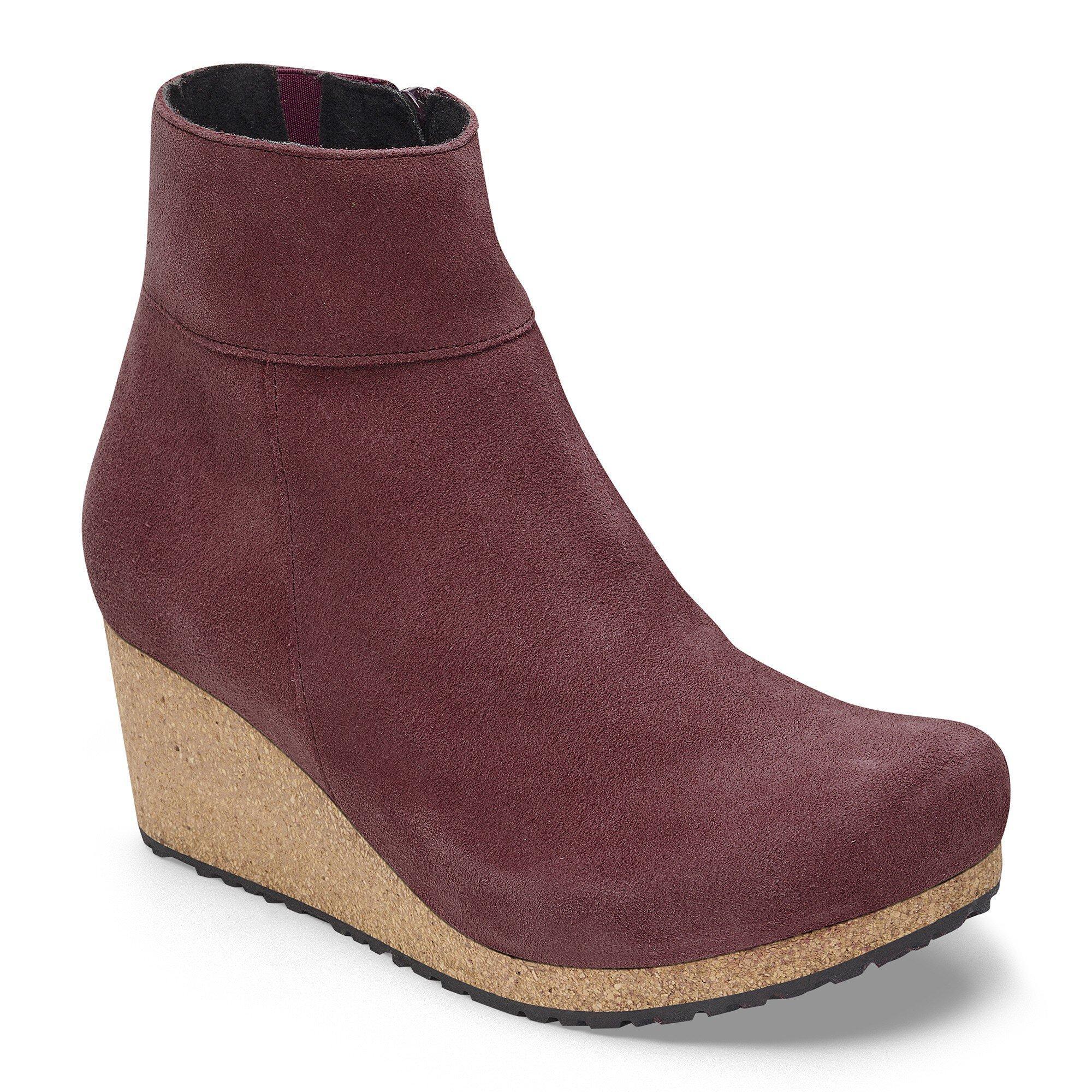 Ebba Suede Leather Product Image