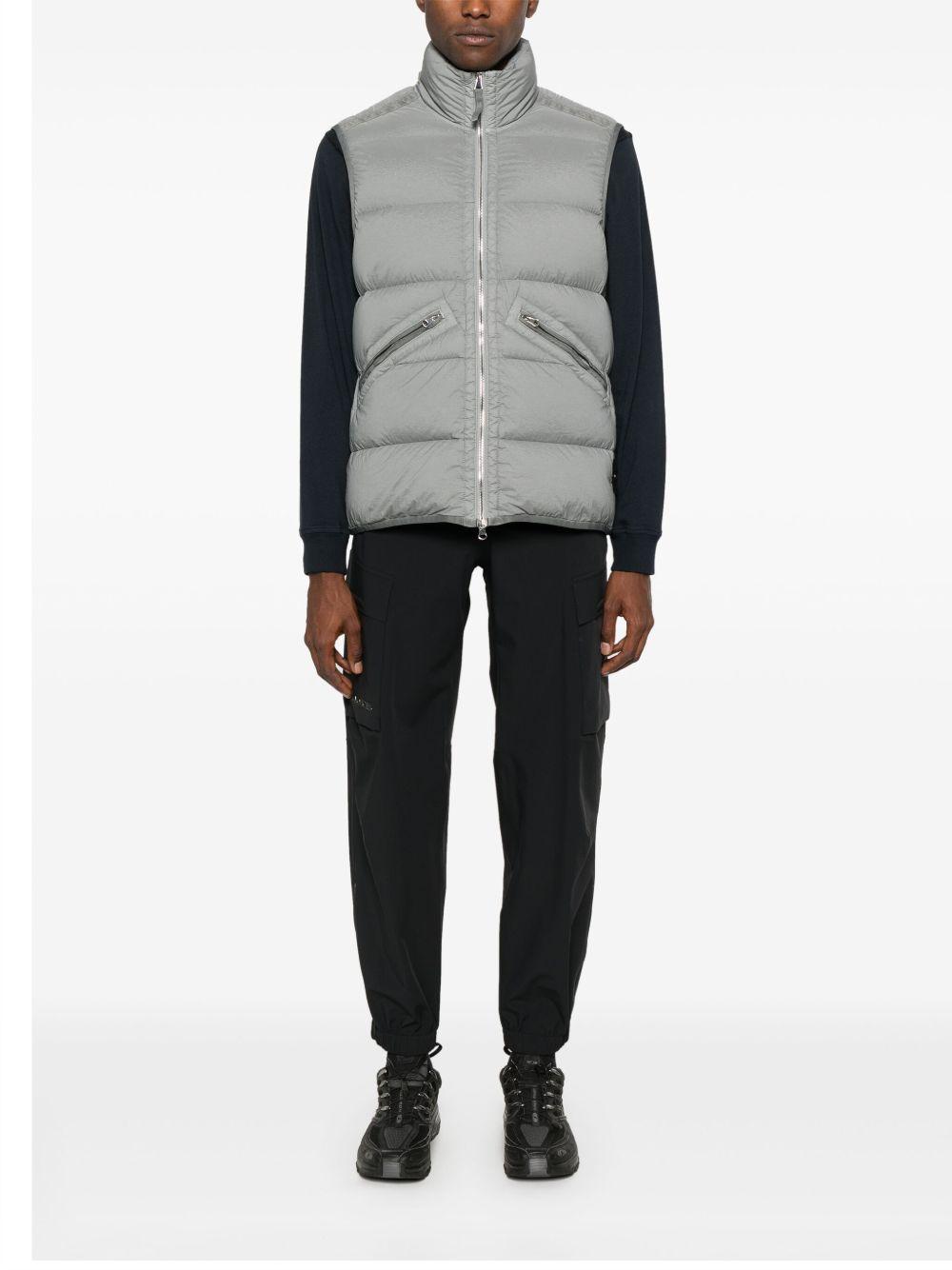 STONE ISLAND Compass-badge Gilet In Grey Product Image