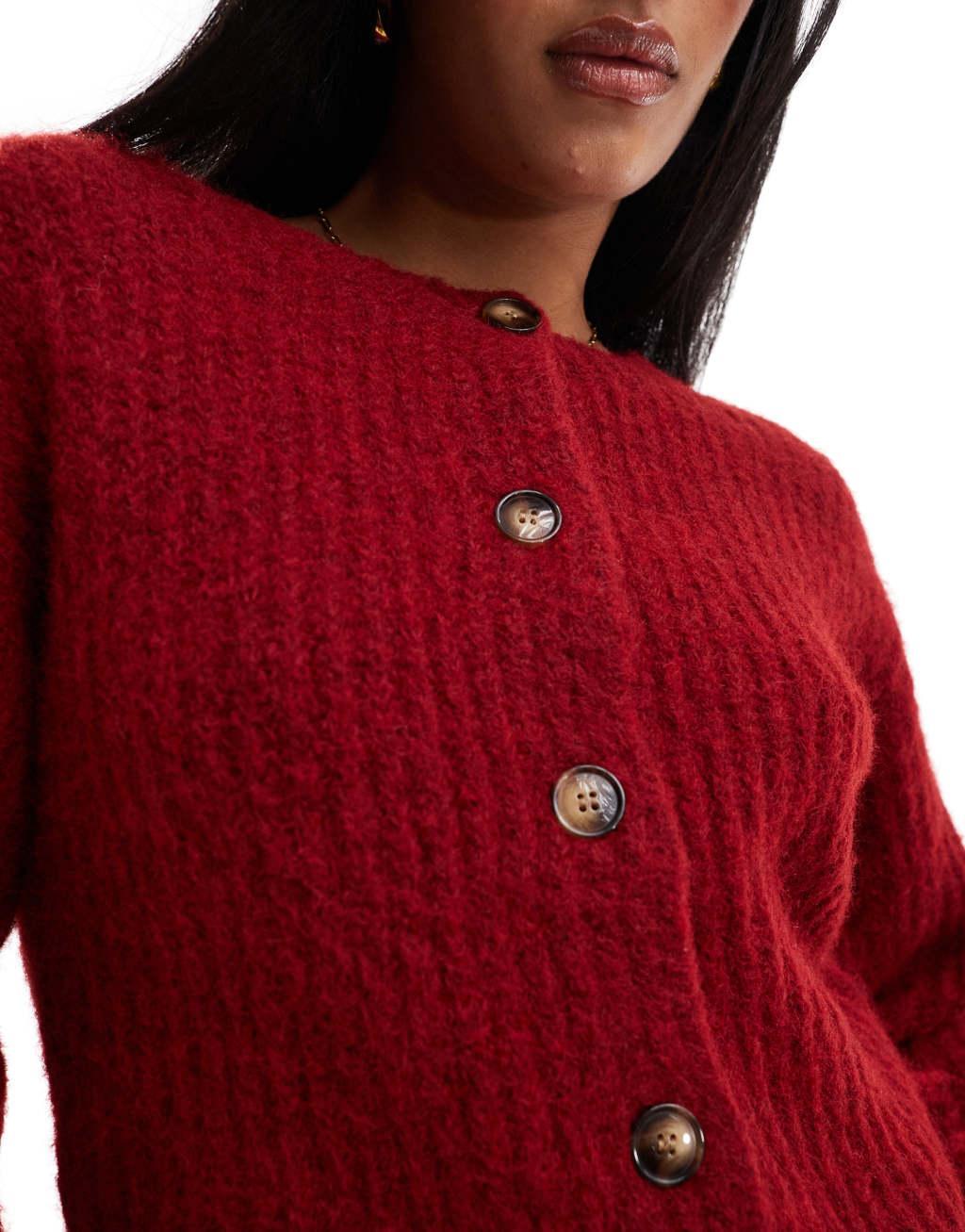 4th & Reckless knitted button through cardigan in red Product Image