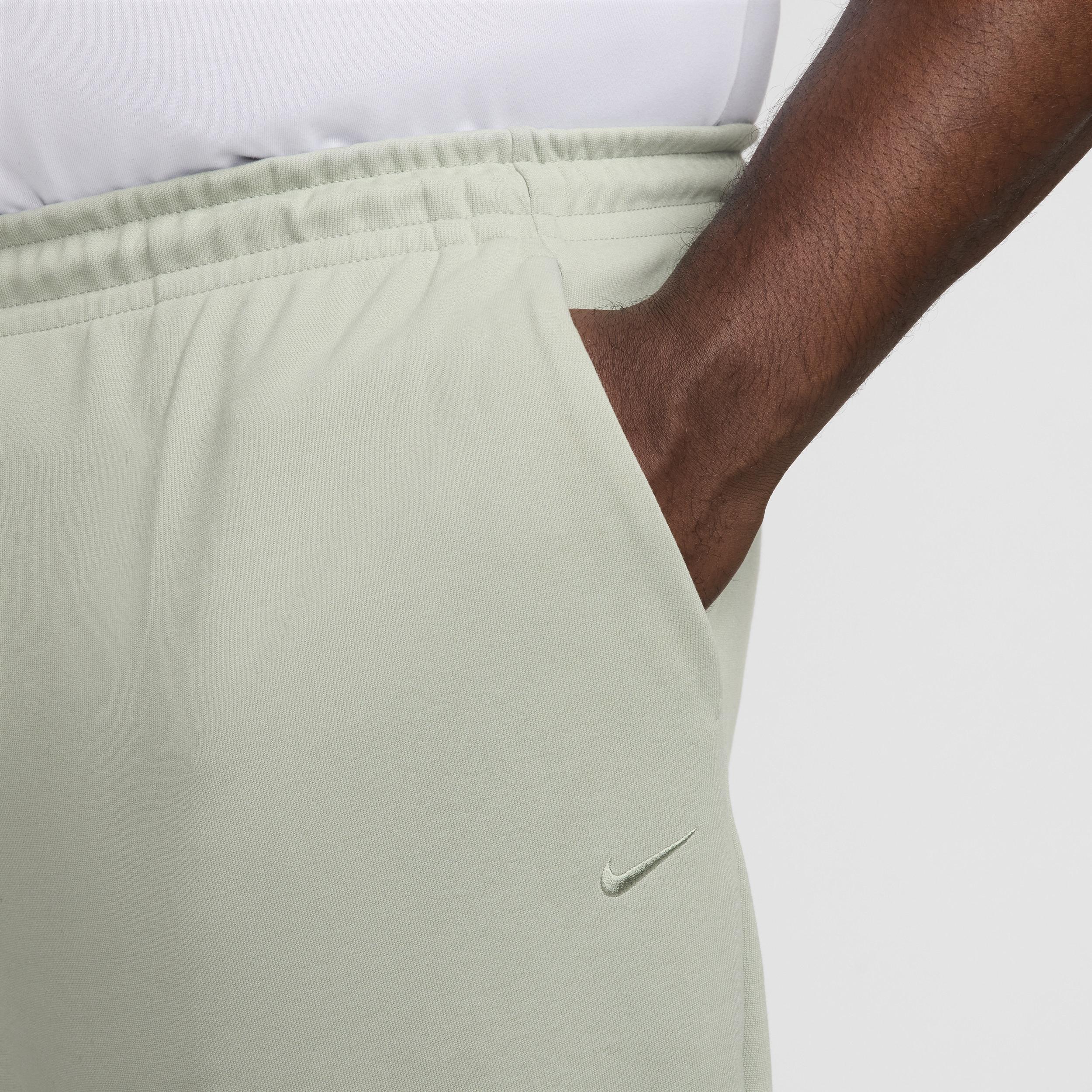 Nike Men's Primary Dri-FIT UV Versatile Jogger Pants Product Image