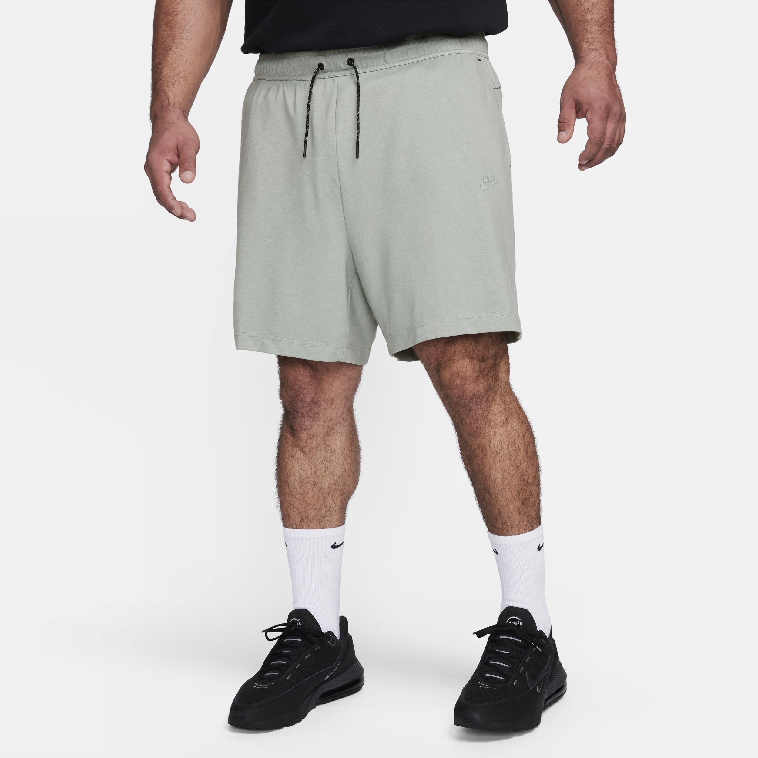 Men's Nike Sportswear Tech Fleece Lightweight Shorts Product Image