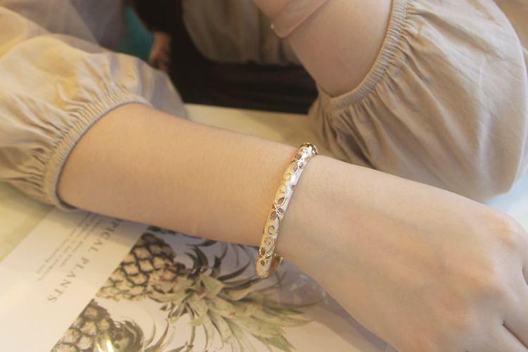 Metal Flower Bangle product image