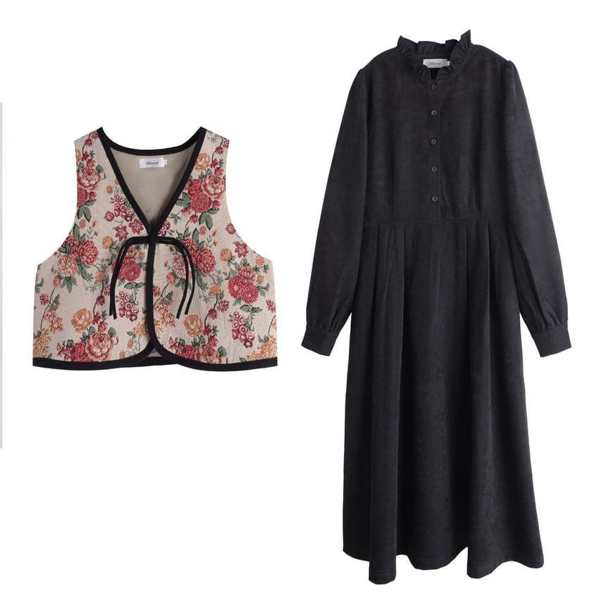 Plus Size Set: Long-Sleeve Plain Midi A-Line Dress + Floral Print Vest Product Image