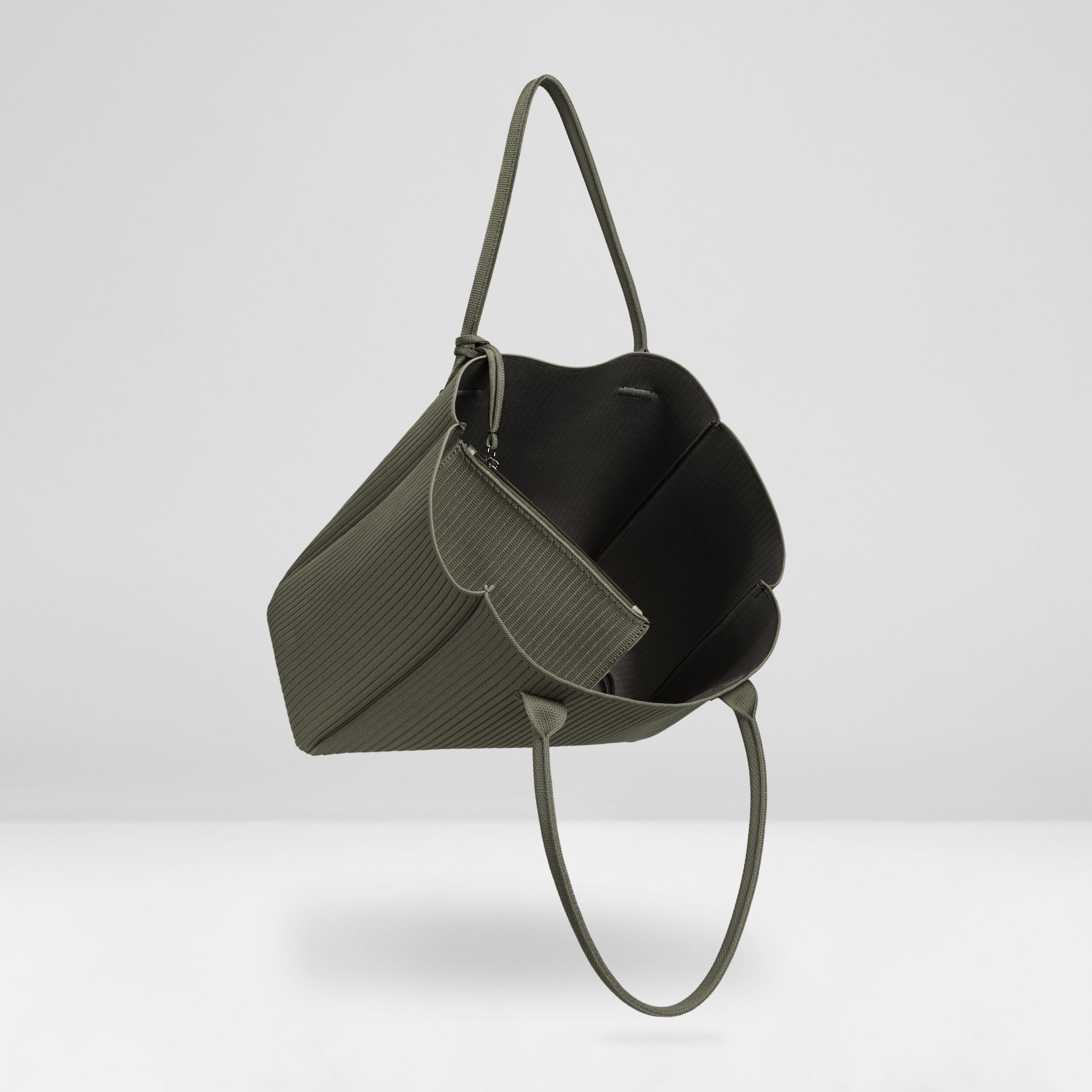 The Essential Tote (Maia) Product Image