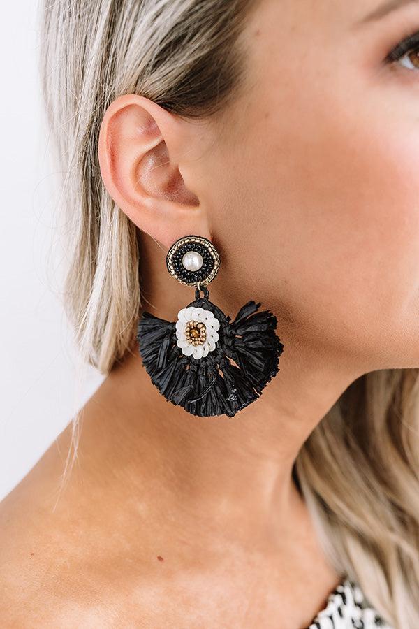 Endless Dreaming Fan Earrings In Black Product Image