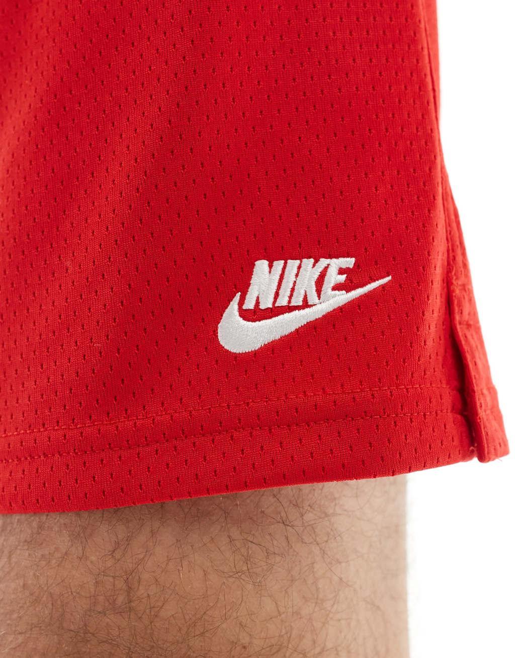 Nike Club mesh shorts in red Product Image