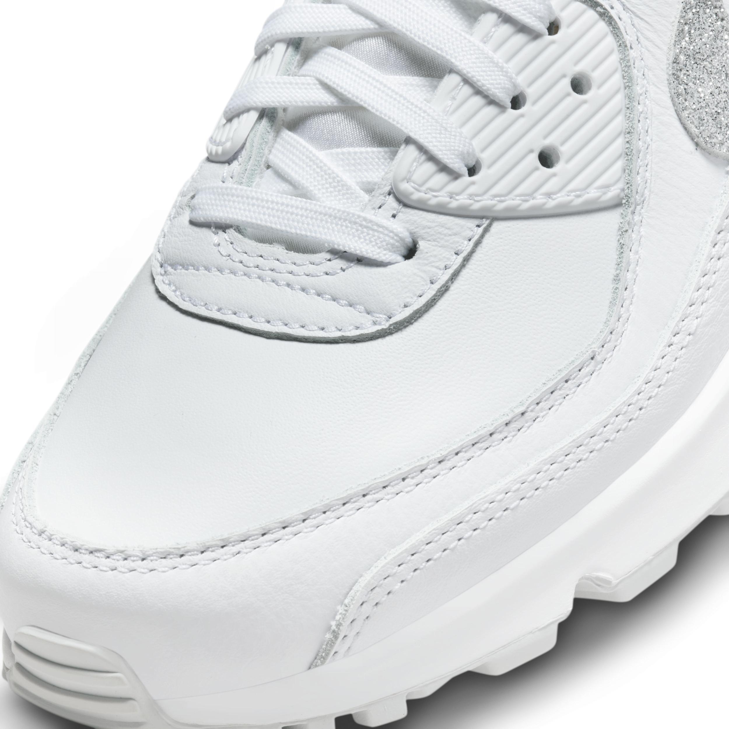 Nike Women's Air Max 90 SE Shoes Product Image