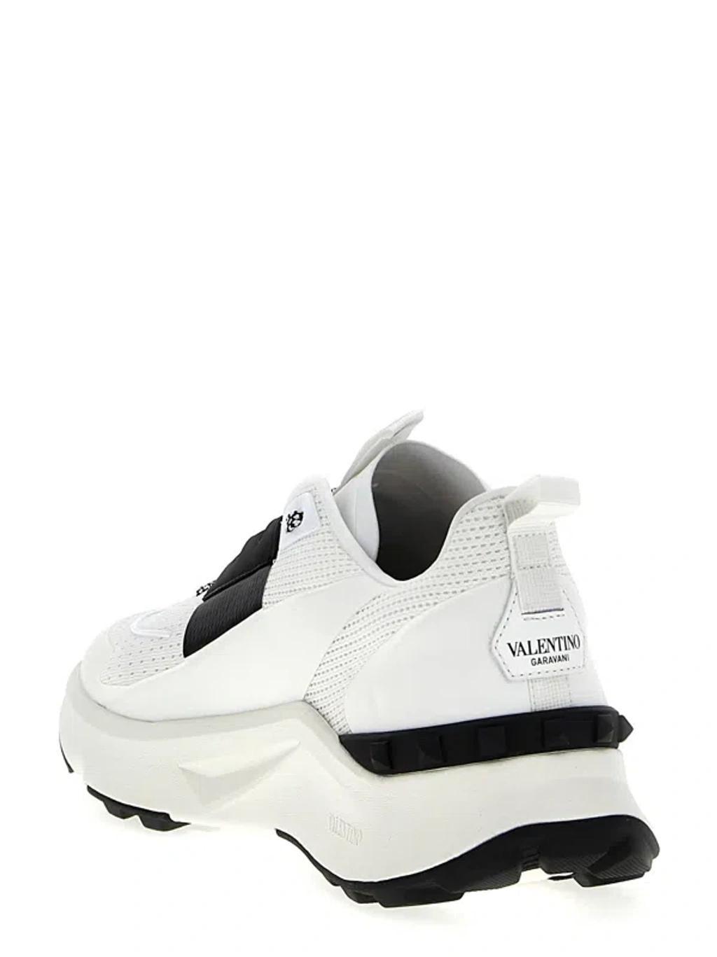 VALENTINO GARAVANI True Act Sneaker In Multicolor Product Image