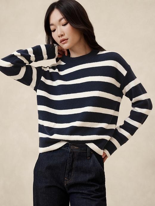 Cozy Pullover Sweater Product Image