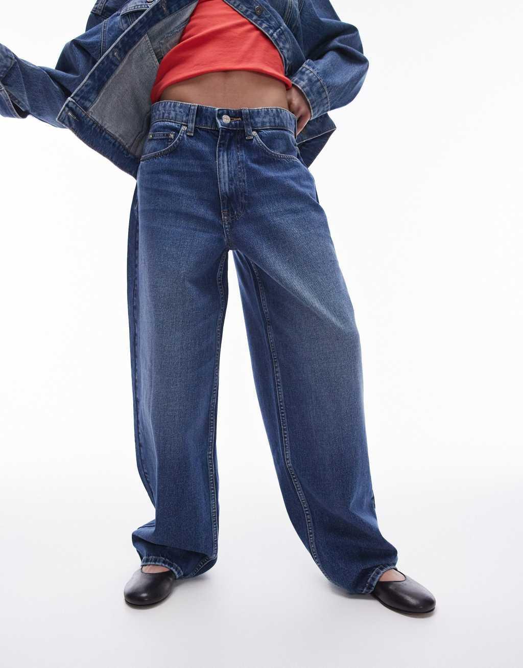 Topshop Gilmore low slung boyfriend jeans in rich blue Product Image