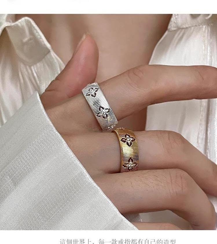 Flower Cutout Open Ring Product Image