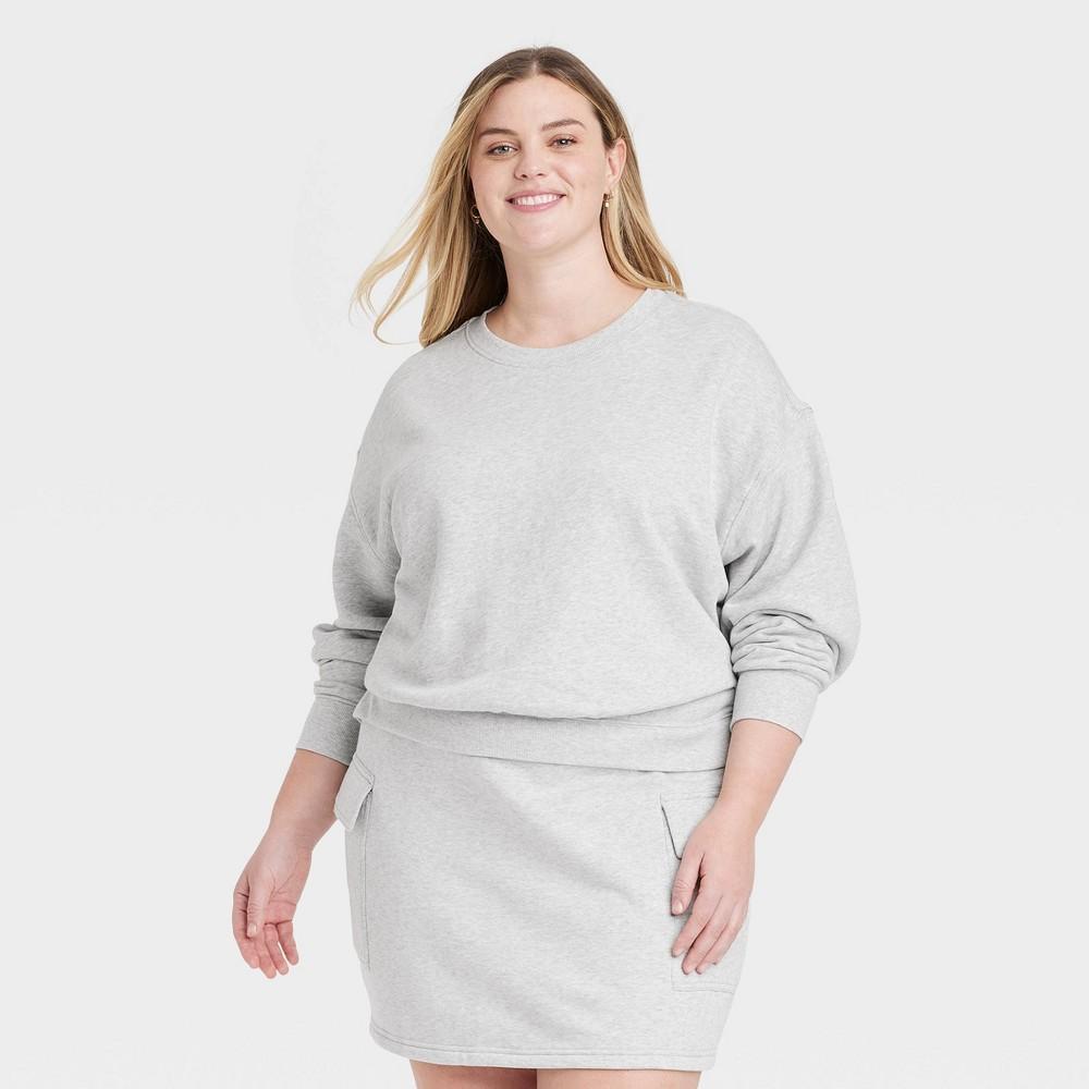 Womens Leisure Studio Pullover Sweatshirt - Universal Thread Heather XXL Product Image