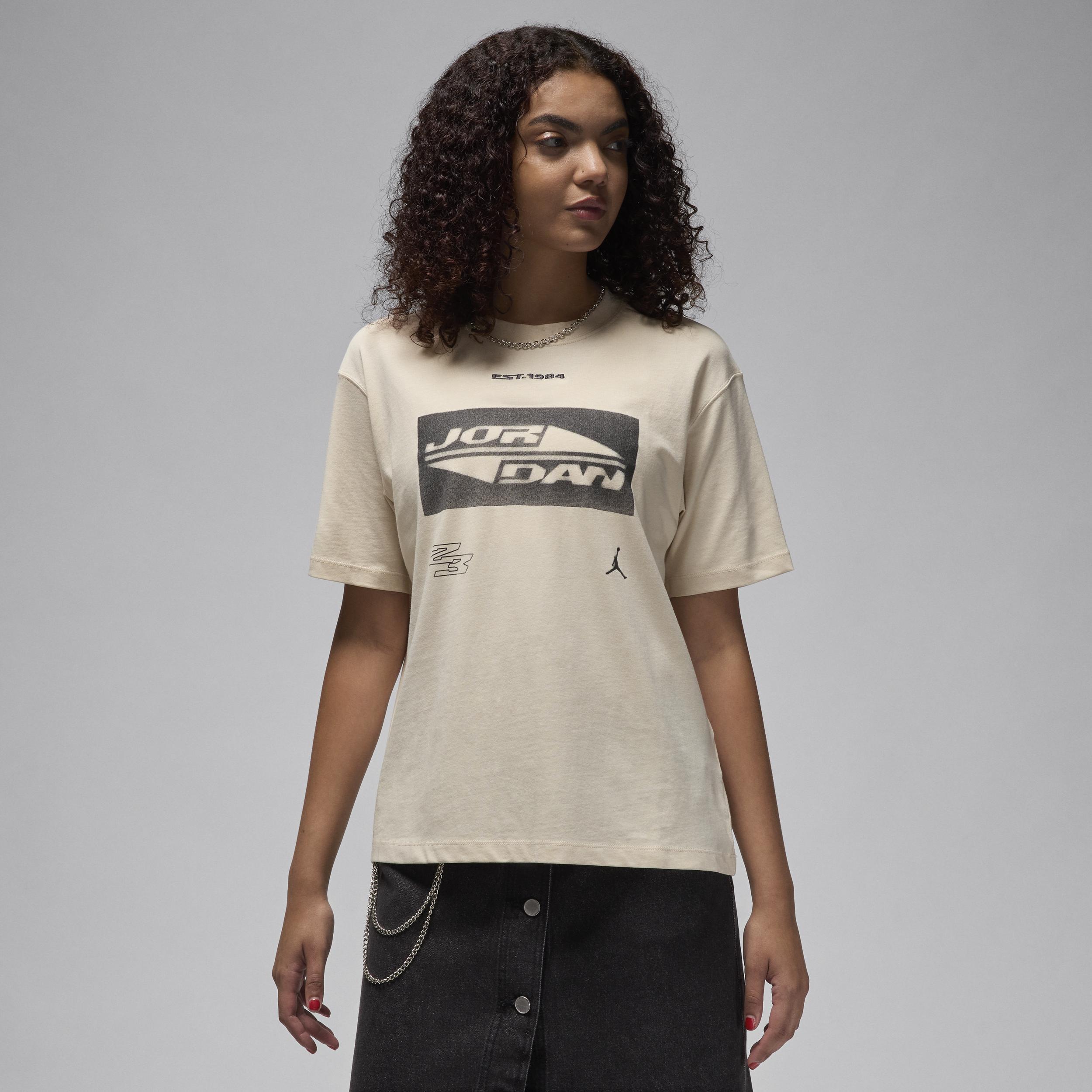 Women's Jordan Graphic Girlfriend T-Shirt Product Image