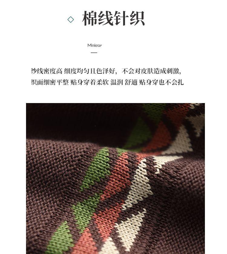 Mock Neck Pattern Jacquard Sweater Product Image