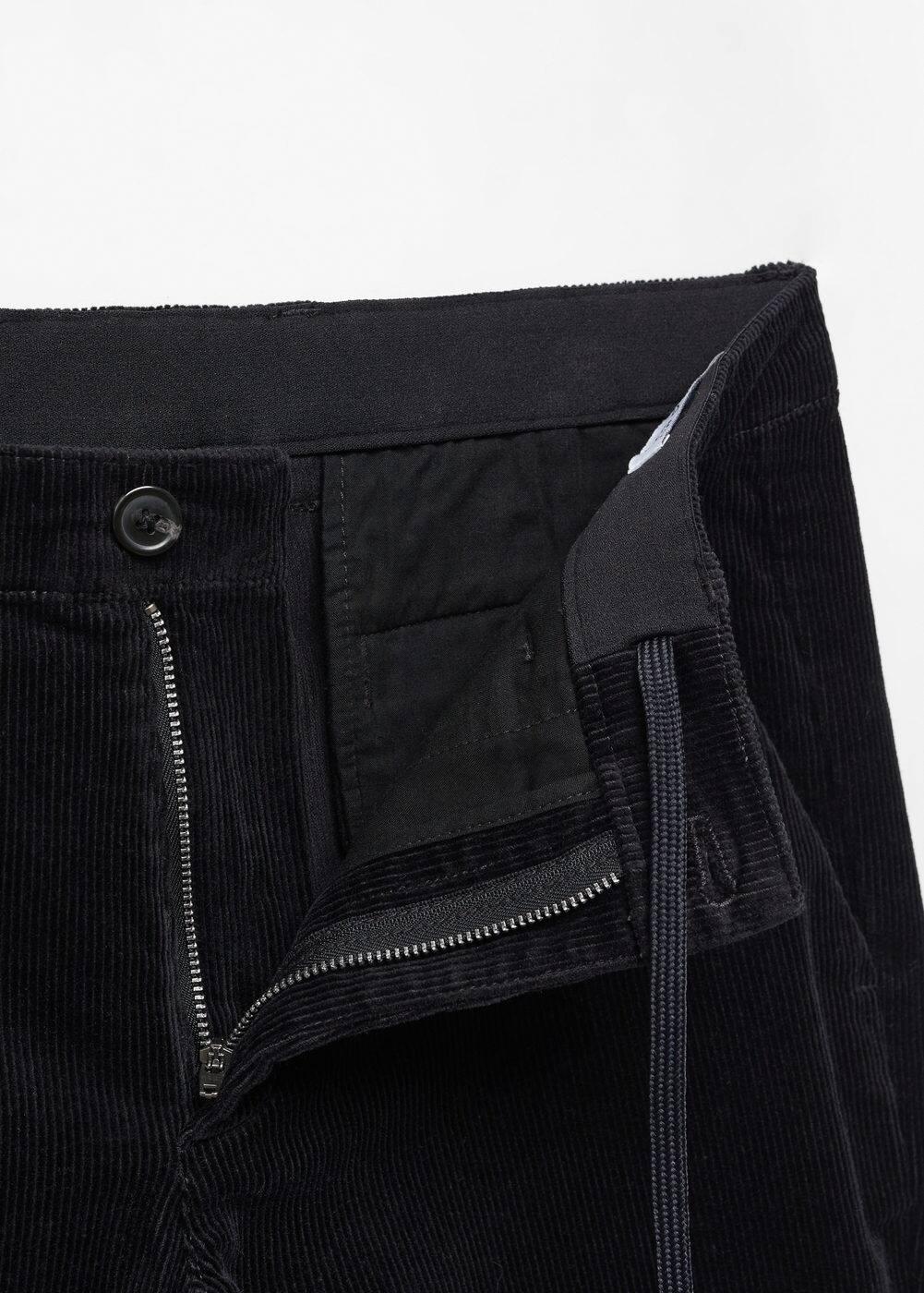 MANGO MAN - Corduroy slim fit crop pants blackMen Product Image