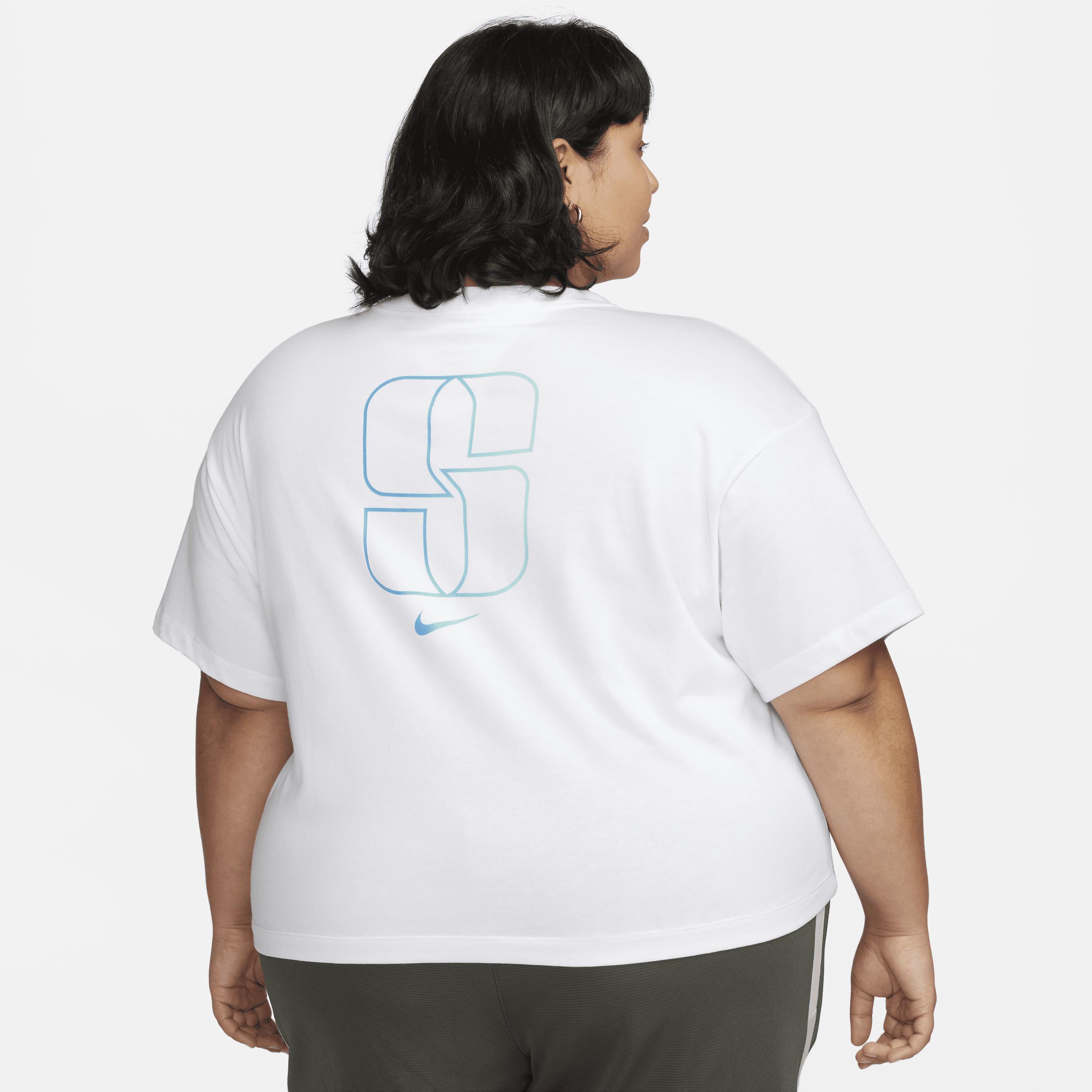 Nike Women's Sabrina Boxy Basketball Tee (Plus Size) Product Image