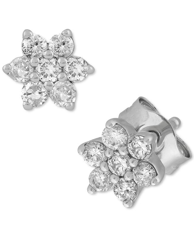 Unbranded 10k White Gold 1/5 Carat T.W. Diamond Flower Stud Earrings, Women's - Size: One Size Product Image