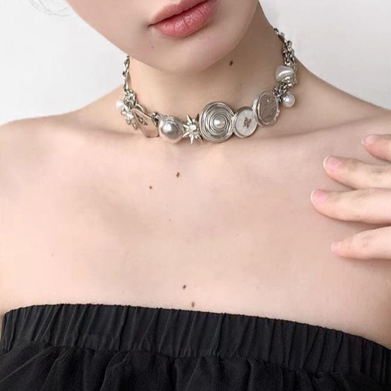 Choker Necklace Product Image