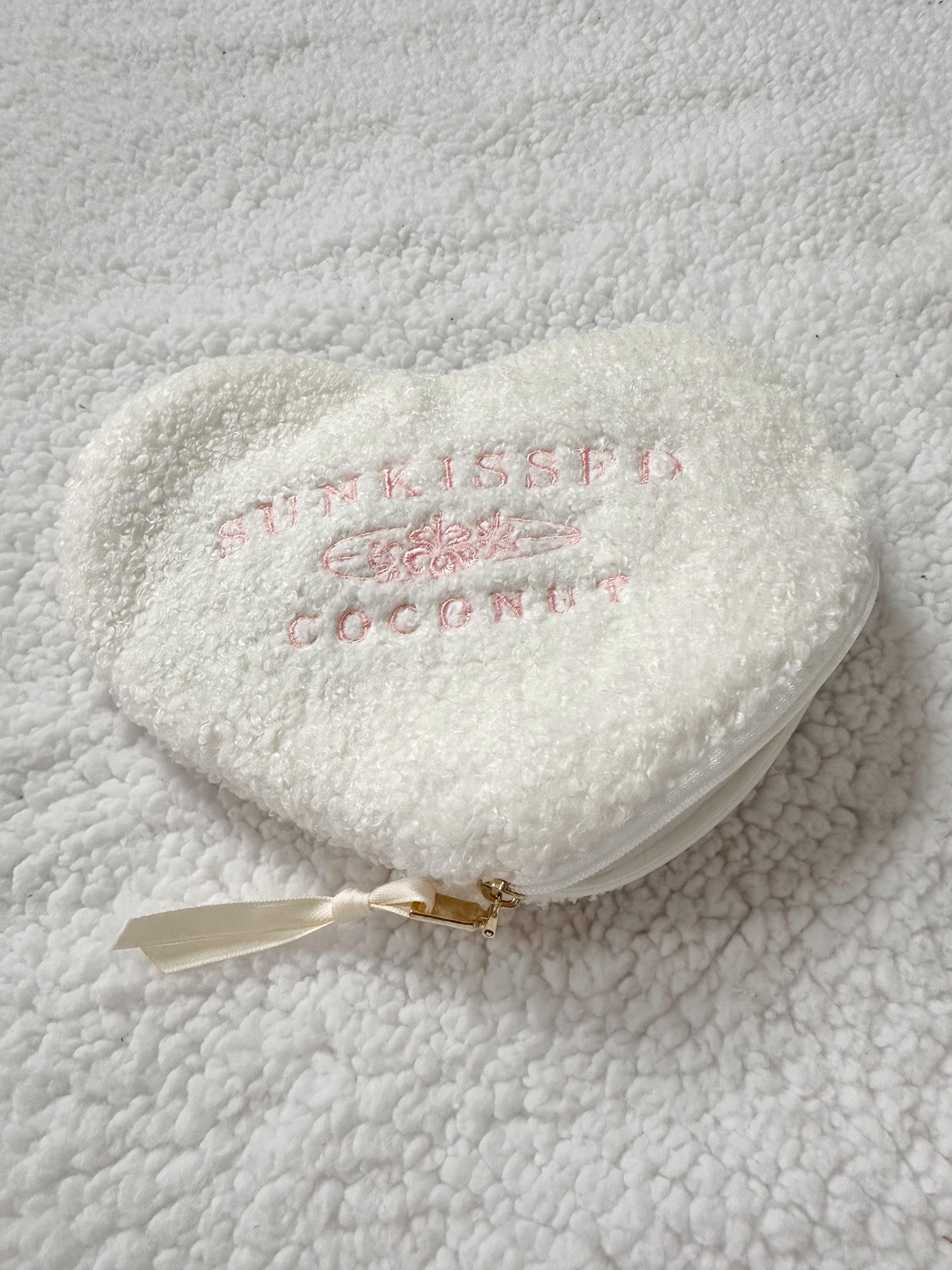 Heart Sherpa Mini Travel Bag Product Image