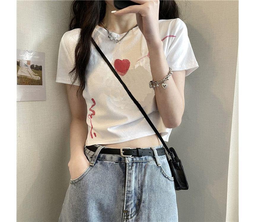 Short-Sleeve Heart Print Cropped Tee Product Image