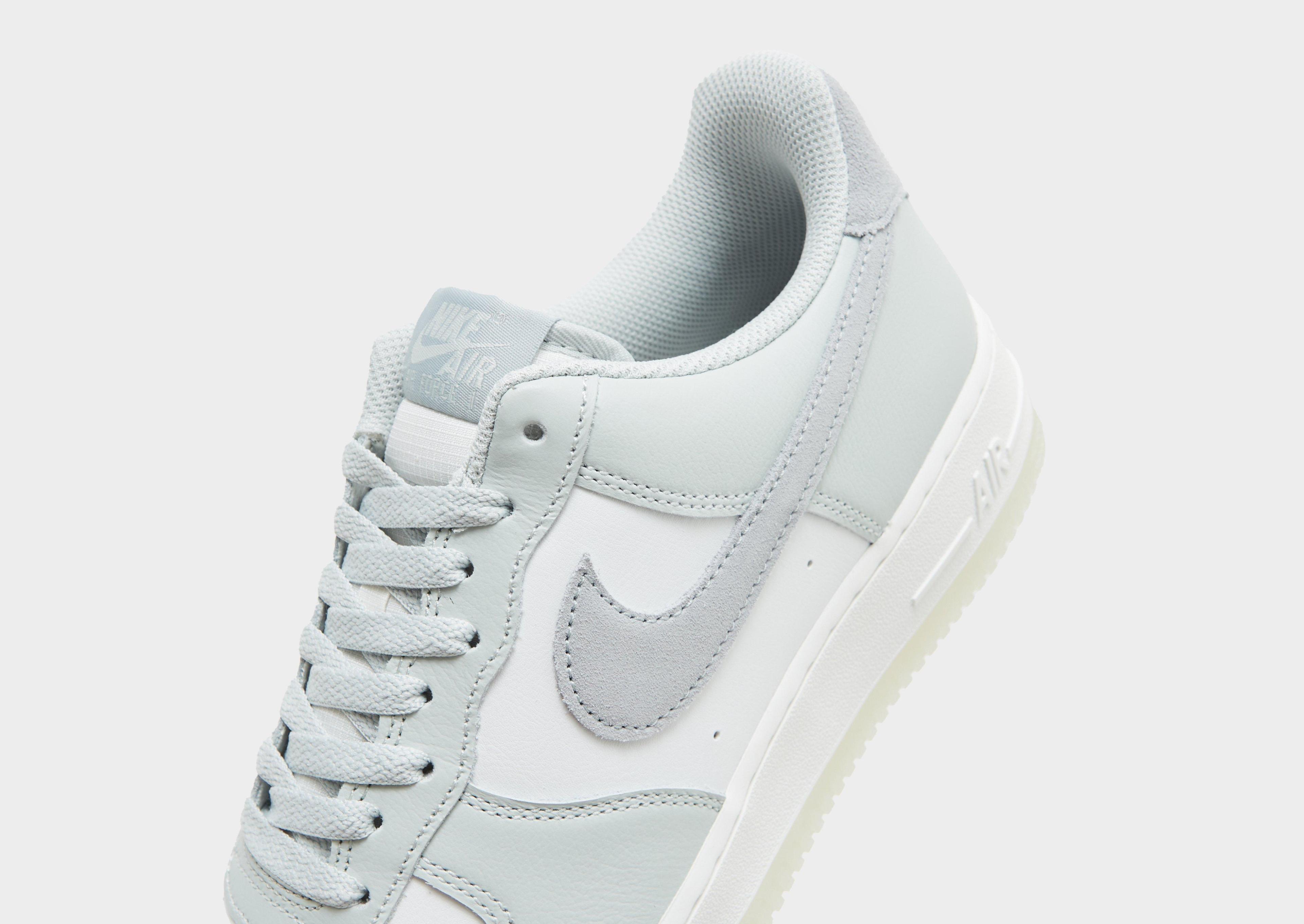 Nike Air Force 1 Low Product Image