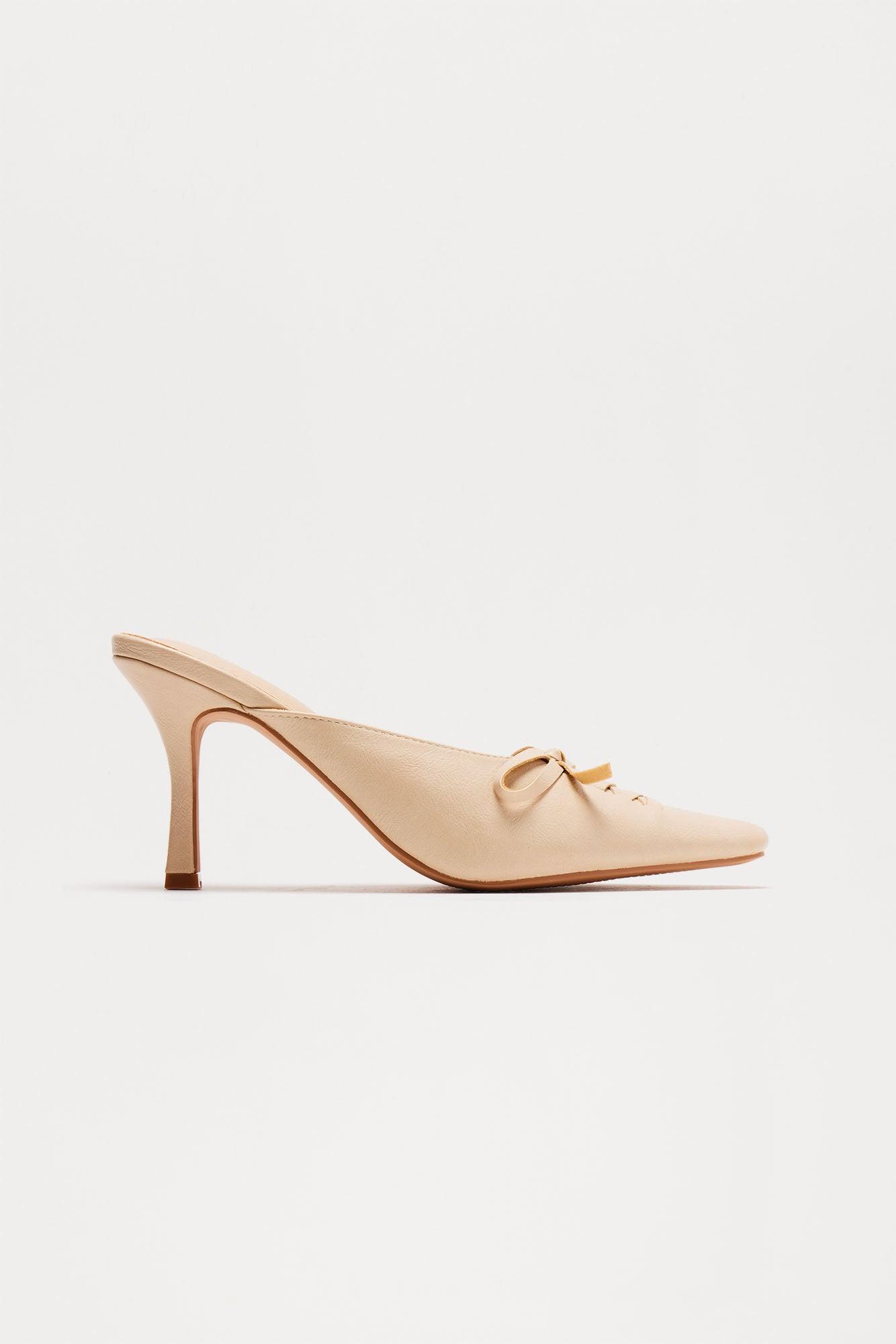 Fawn Bow Pumps - Beige Product Image