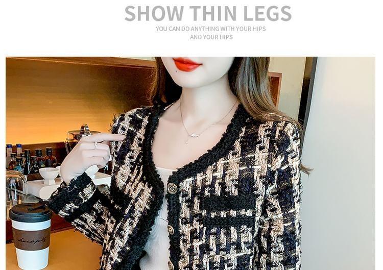 V-Neck Houndstooth Tweed Button Jacket Product Image