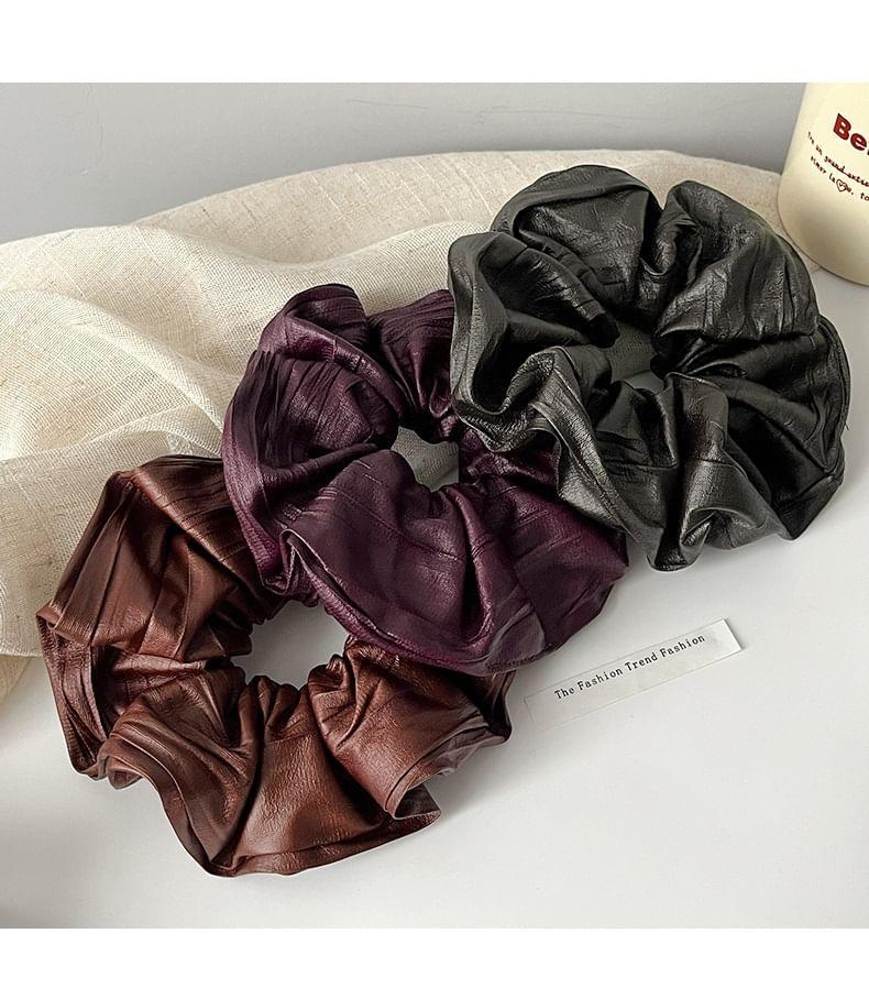 Plain Fabric Scrunchie Product Image