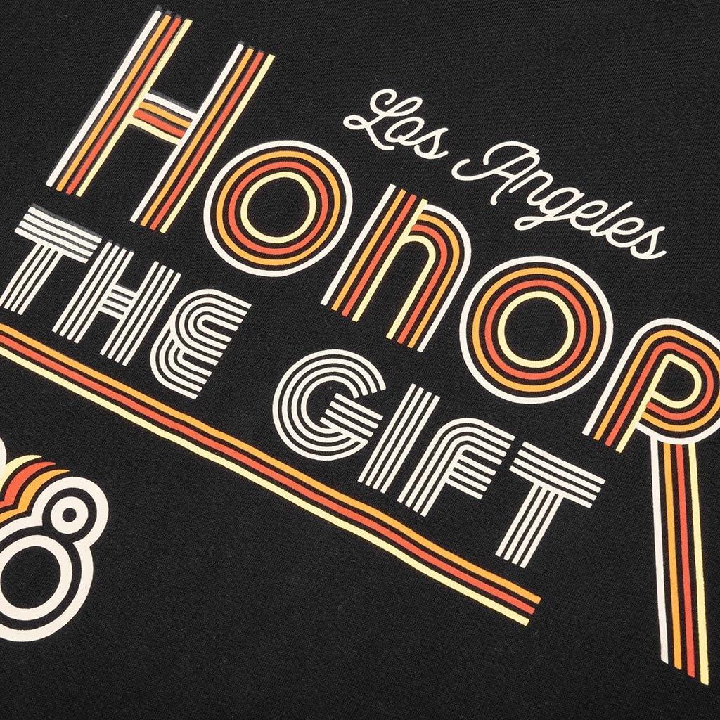 Retro Honor Tee - Black Male Product Image