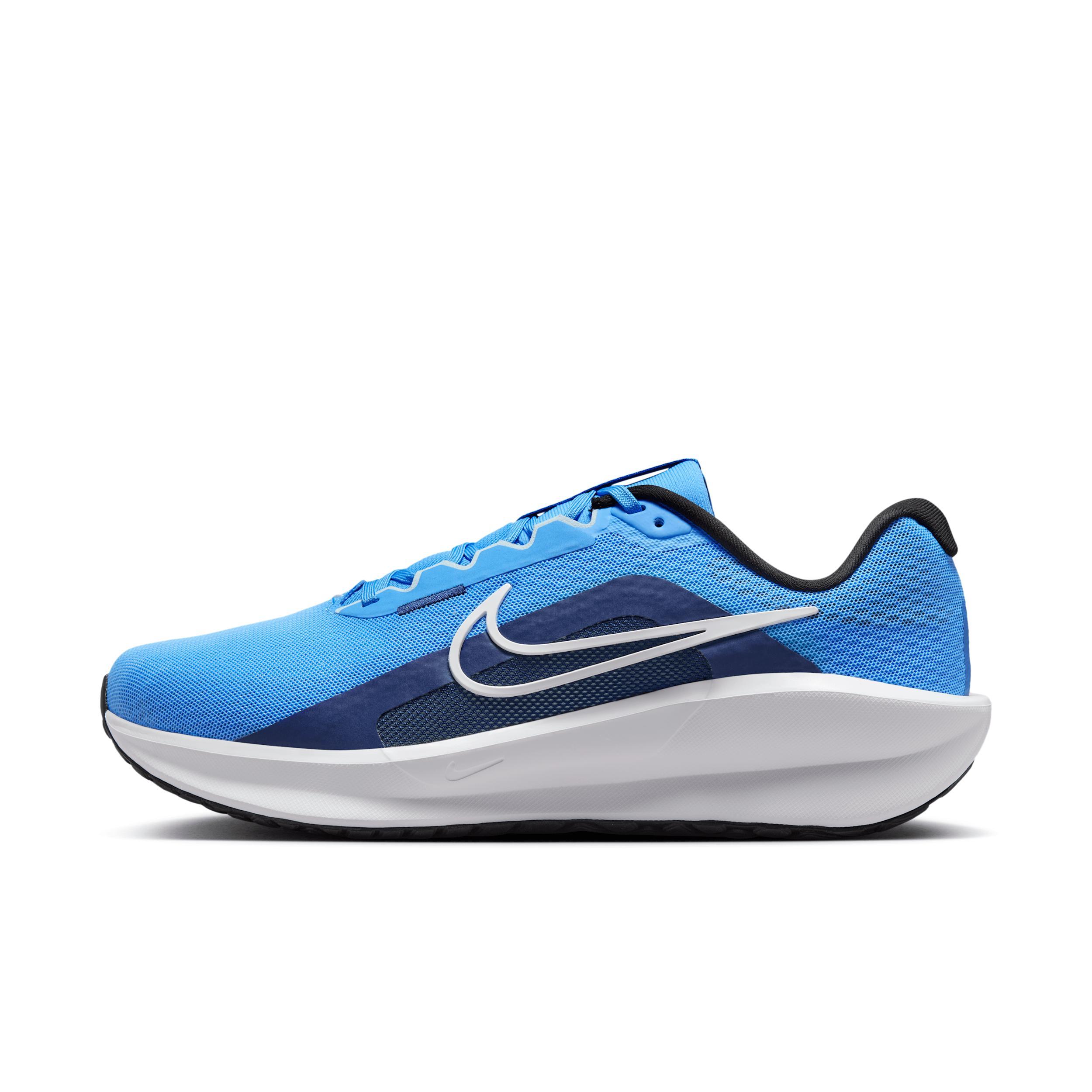 Nike Men's Downshifter 13 Road Running Shoes (Extra Wide) Product Image