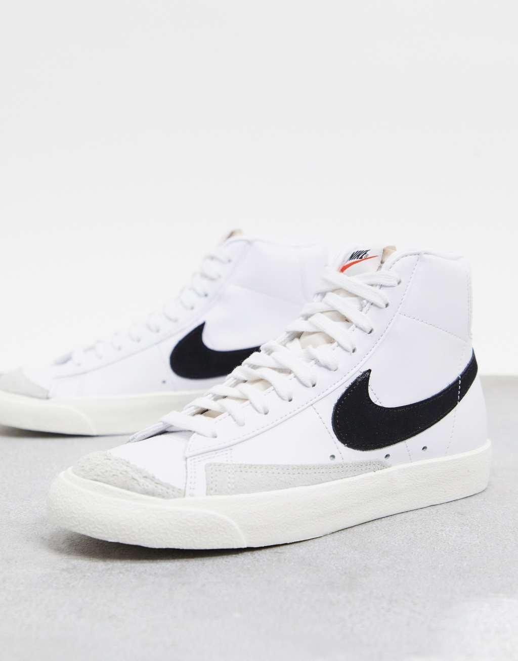 Nike Womens Blazer Mid 77 Shoes Product Image