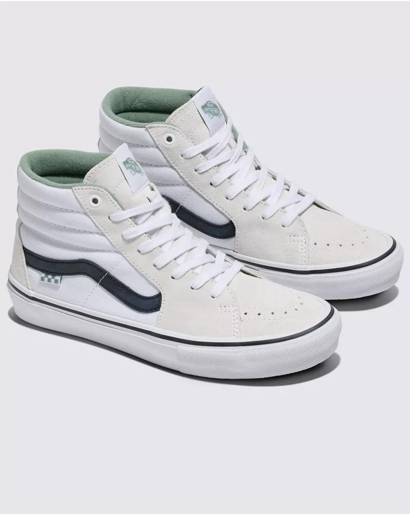 Skate Sk8-Hi Shoe Product Image