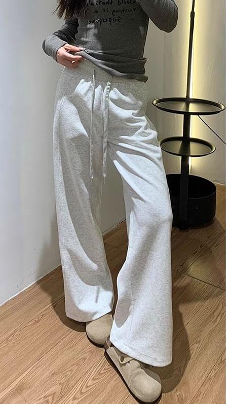 Drawstring Waist Plain Wide Leg Sweatpants Product Image