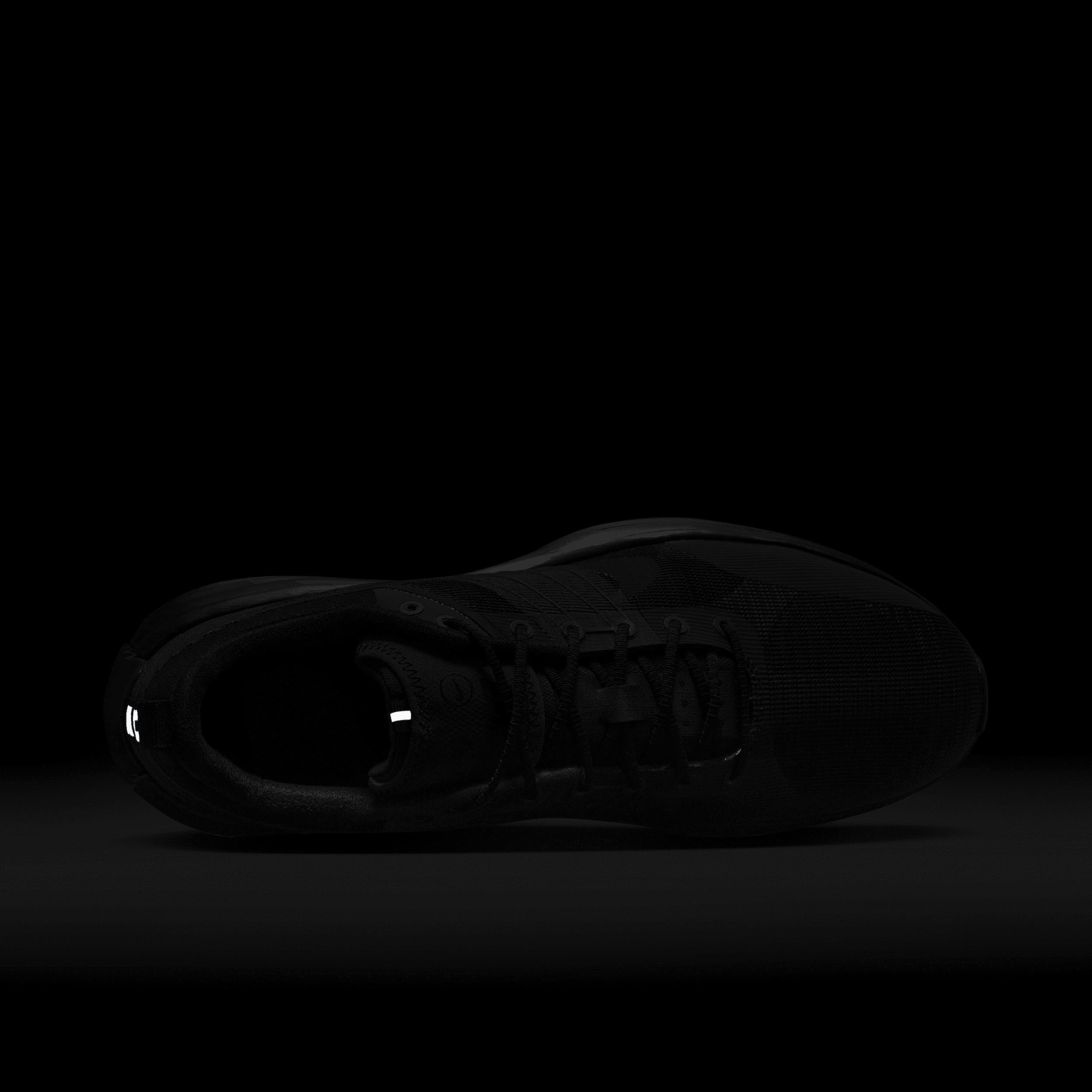 Nike Men's Lunar Roam Shoes Product Image