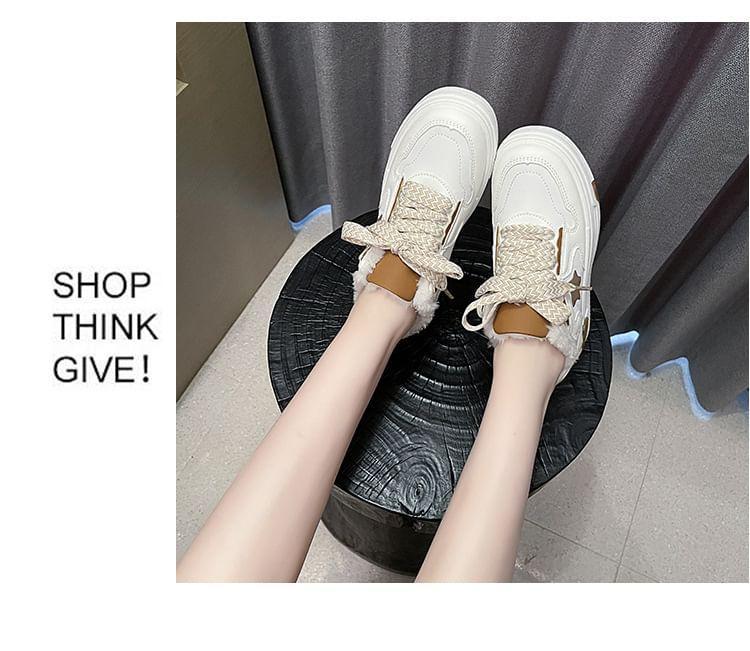 Star Patterned Lace-Up Platform Sneakers Product Image