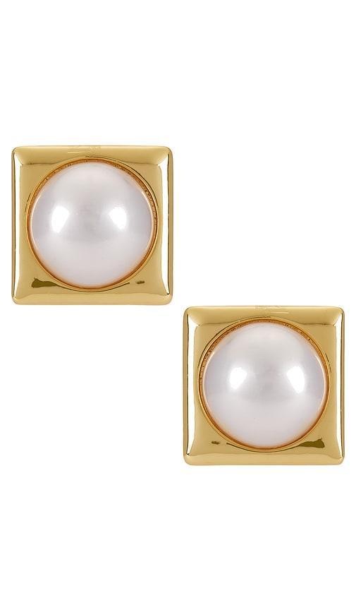 Square Pearl Stud Earrings Product Image