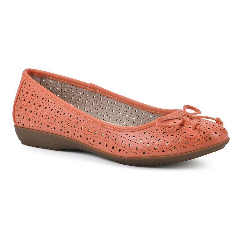 Cliffs by White Mountain Cheryl Womens Flats Orange Burnished Product Image