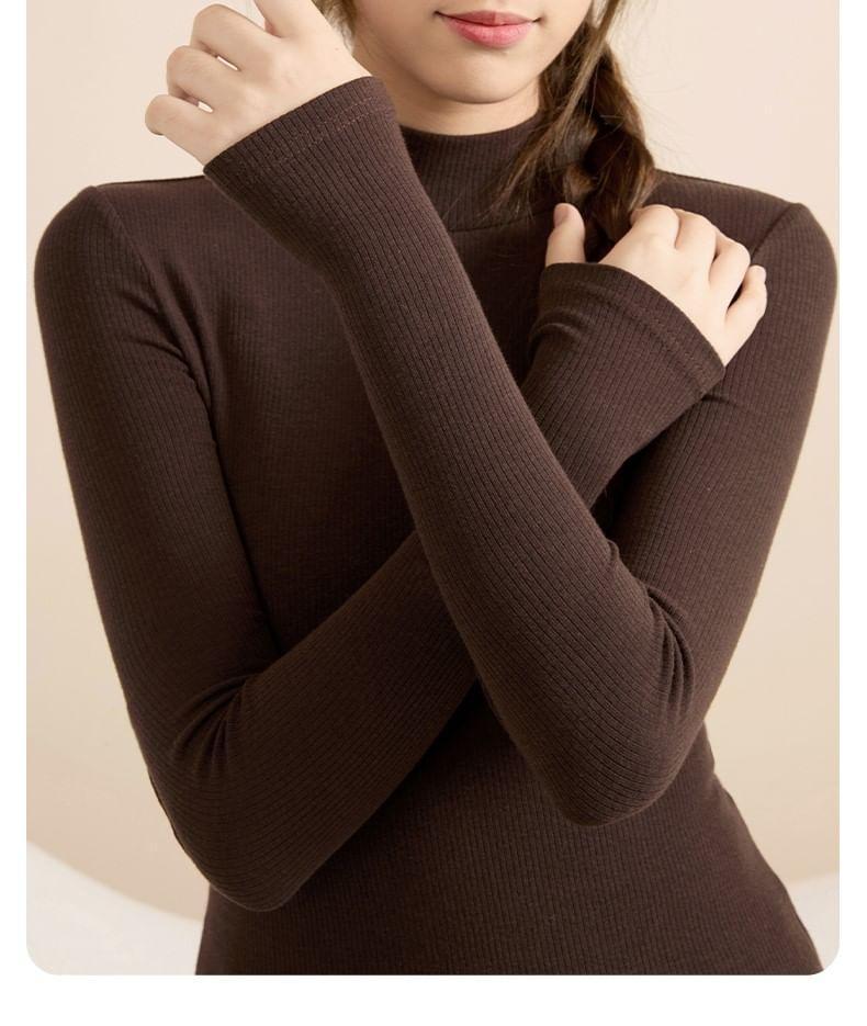 Long-Sleeve Mock Neck Plain Slim Fit Tee Product Image