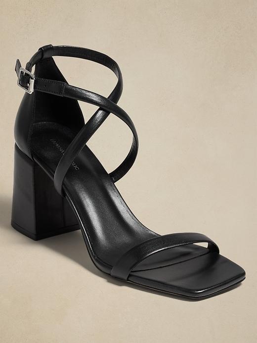 Contorno Leather Block-Heel Sandal Product Image