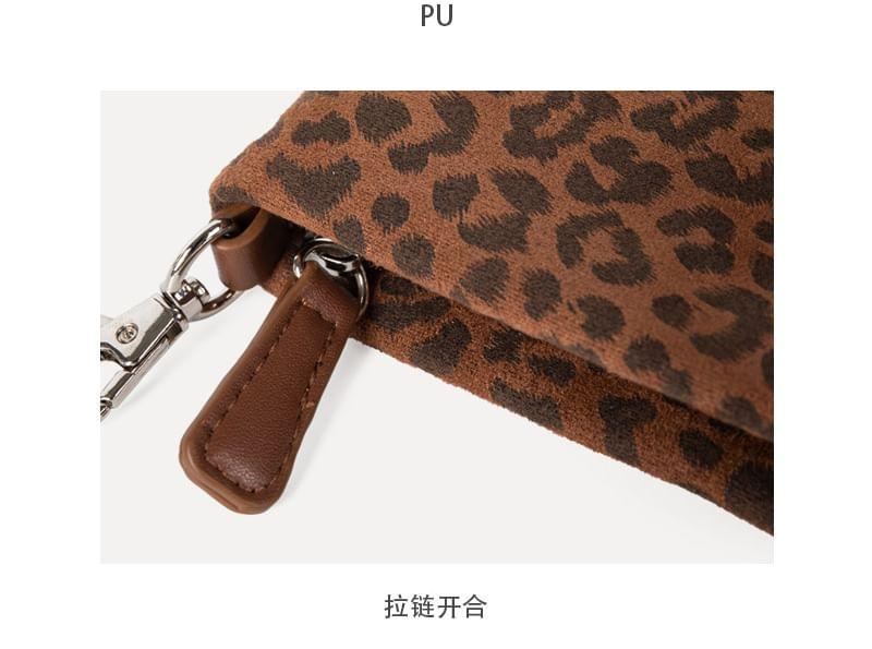 Leopard Print Coin Purse Product Image