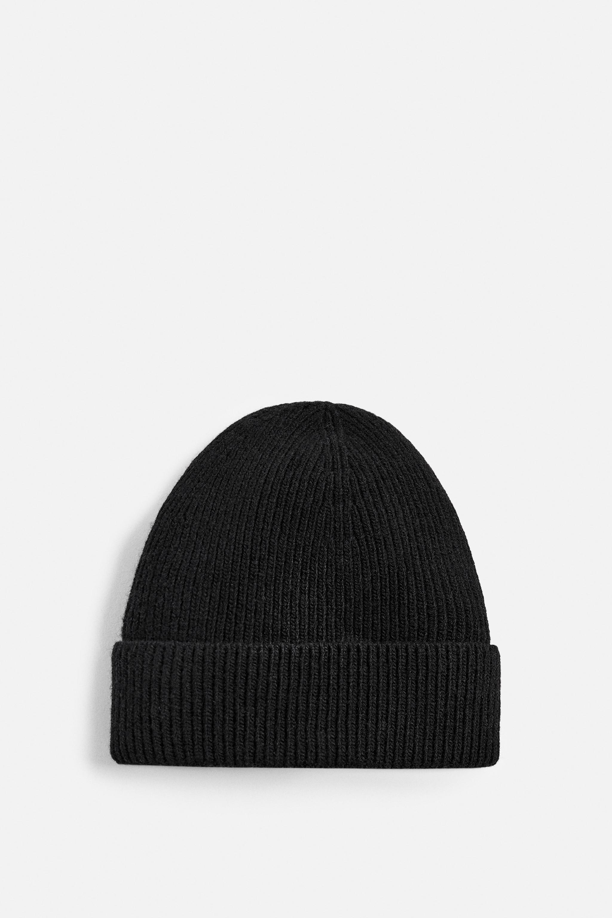 WOOL BLEND KNIT HAT Product Image